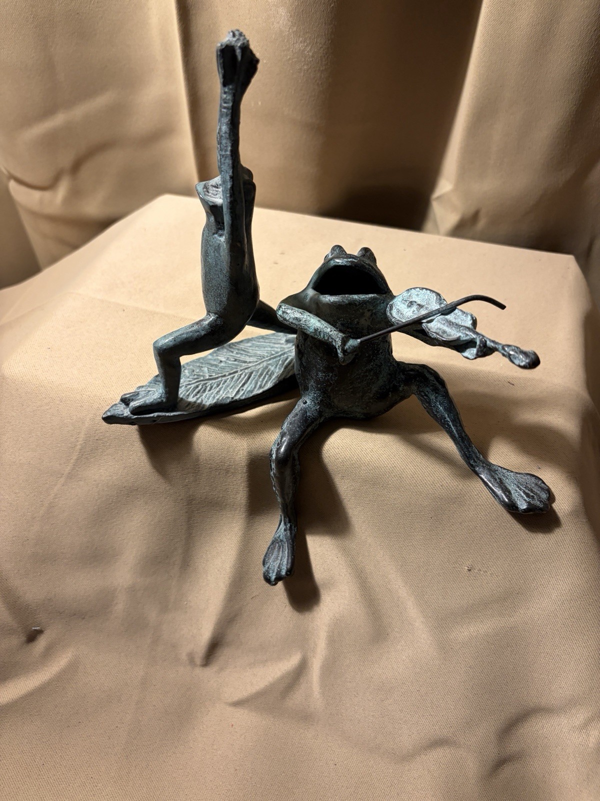 San Pacific International Frog Musician Sculpture San Pacific International Frog Musician Sculpture