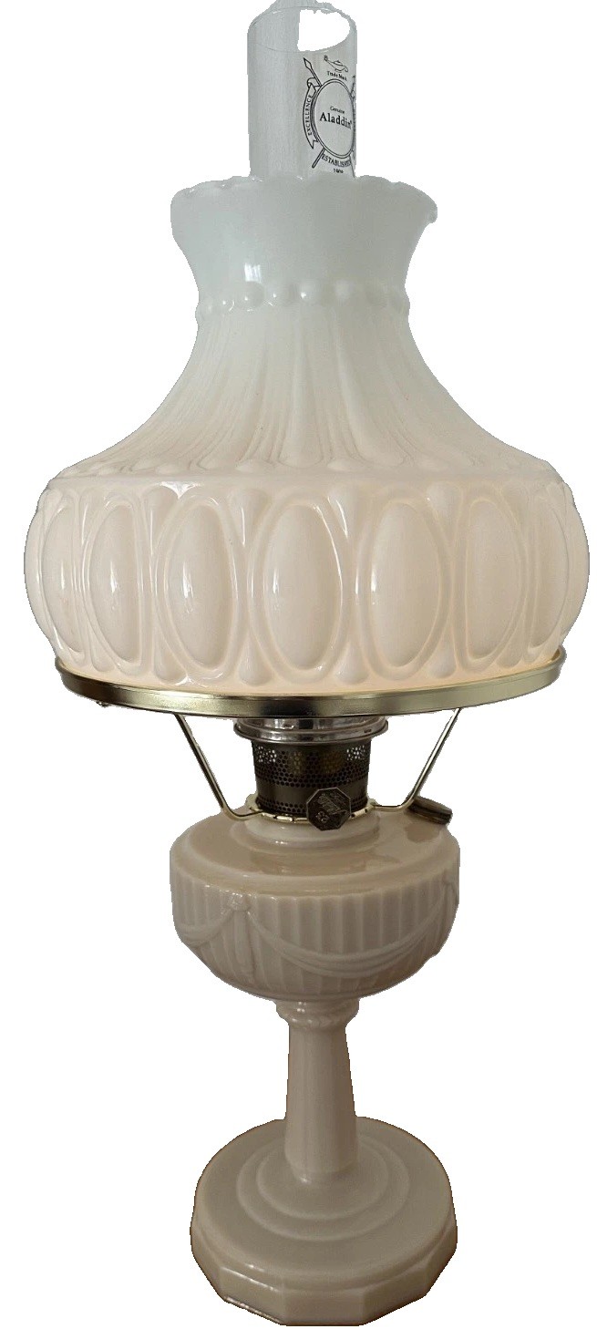 Aladdin Lincoln Drape Alacite Milk Glass Kerosene Mantle Lamp. Tested new mantle
