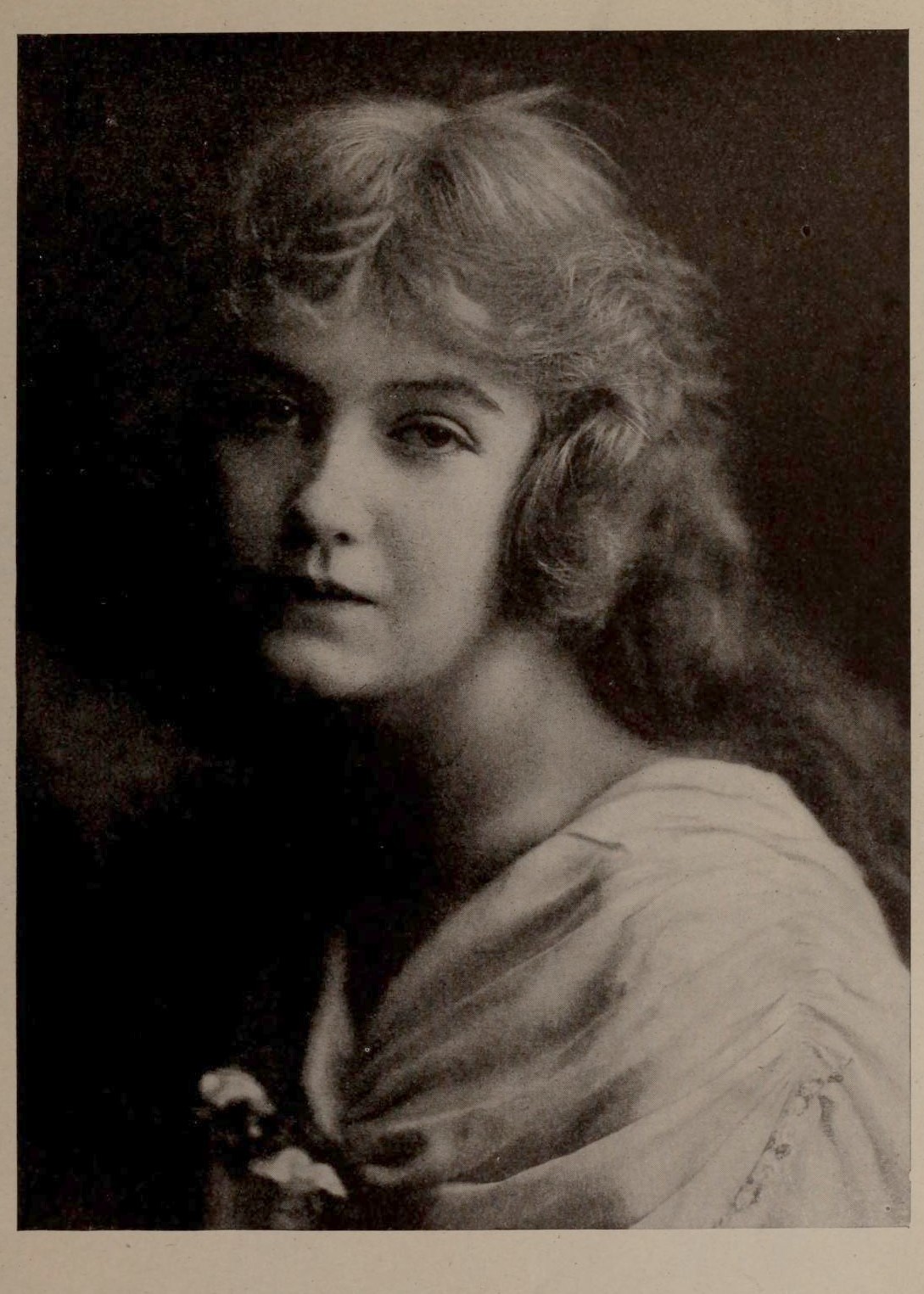 DOROTHY GISH - Actor with a Long Career - 1916 Magazine Image 5 x 7 in Print