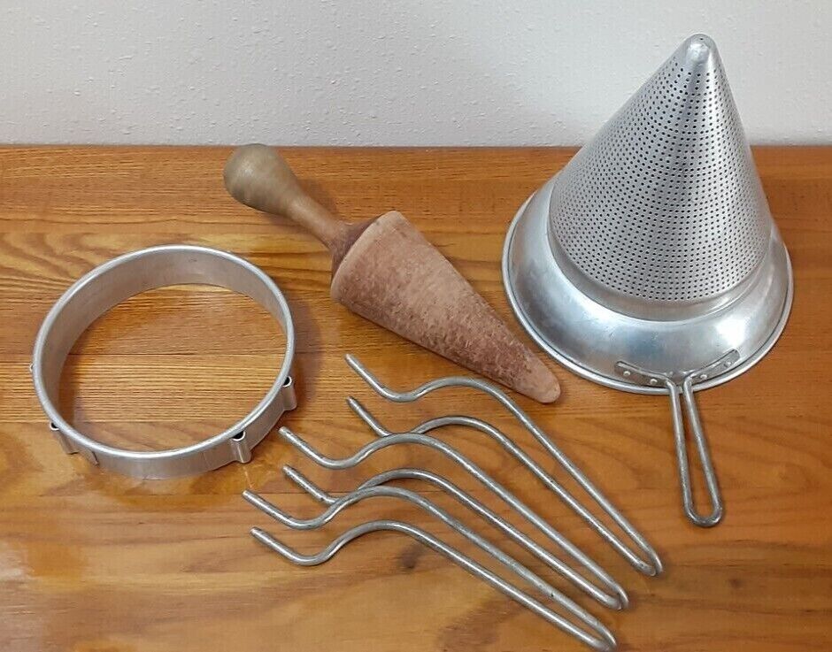 Vintage Wear Ever No. 8 Aluminum Canning Cone Strainer Sieve Food Mill COMPLETE
