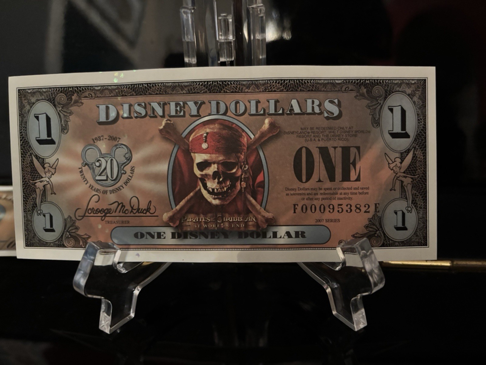 2007 Series F E   $1.00 Disney Dollar Pirates Caribbean \