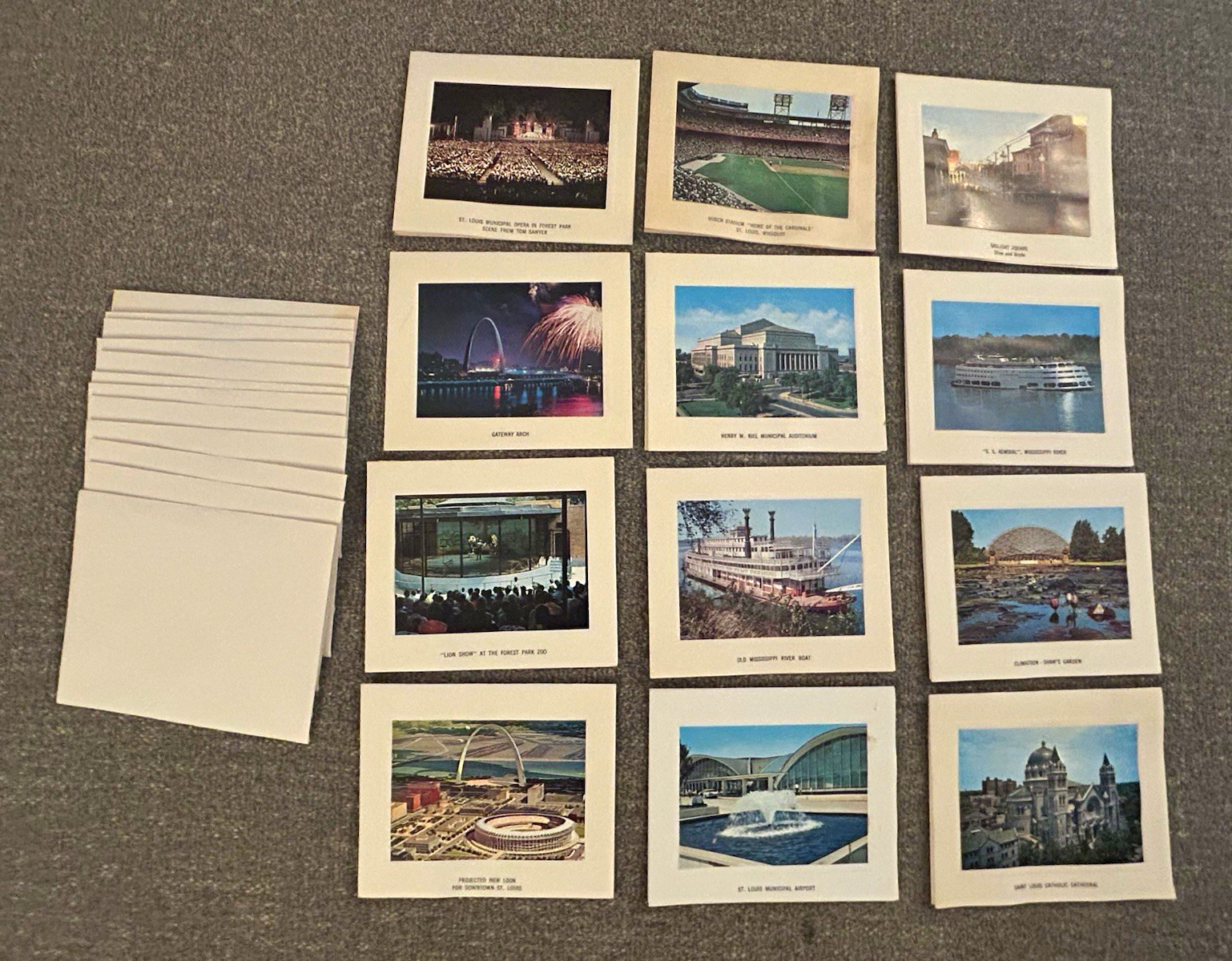 Vintage St. Louis Souvenir Note Cards w/ Envelopes - Mid-Century landmarks Vintage St. Louis Souvenir Note Cards w/ Envelopes - Mid-Century landmarks