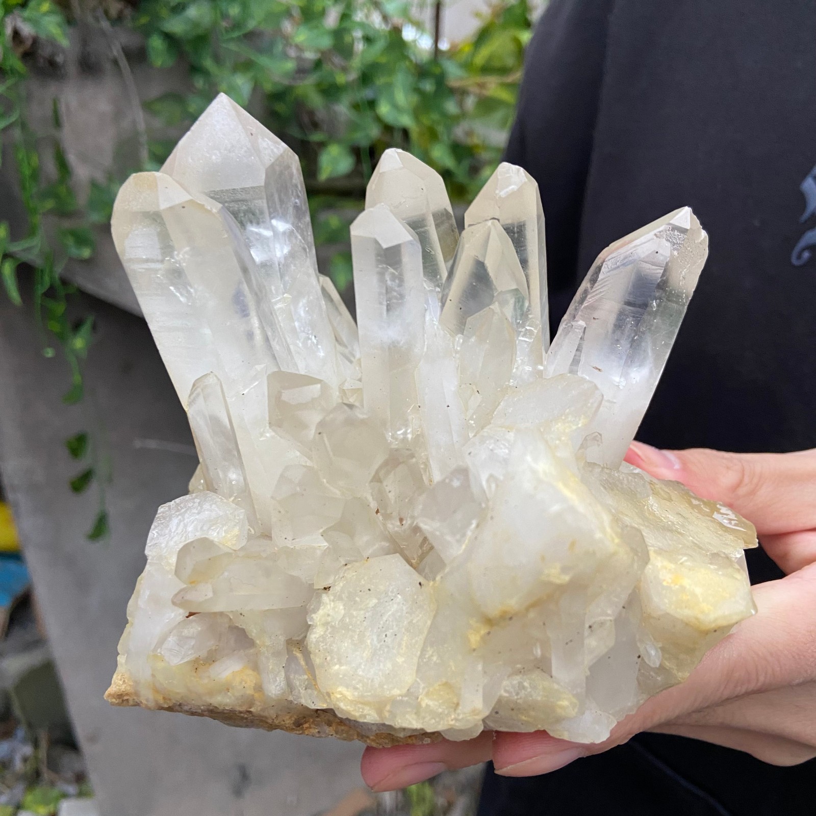 4.6lb Natural Clear White Quartz Crystal Cluster Rough Healing Specimen