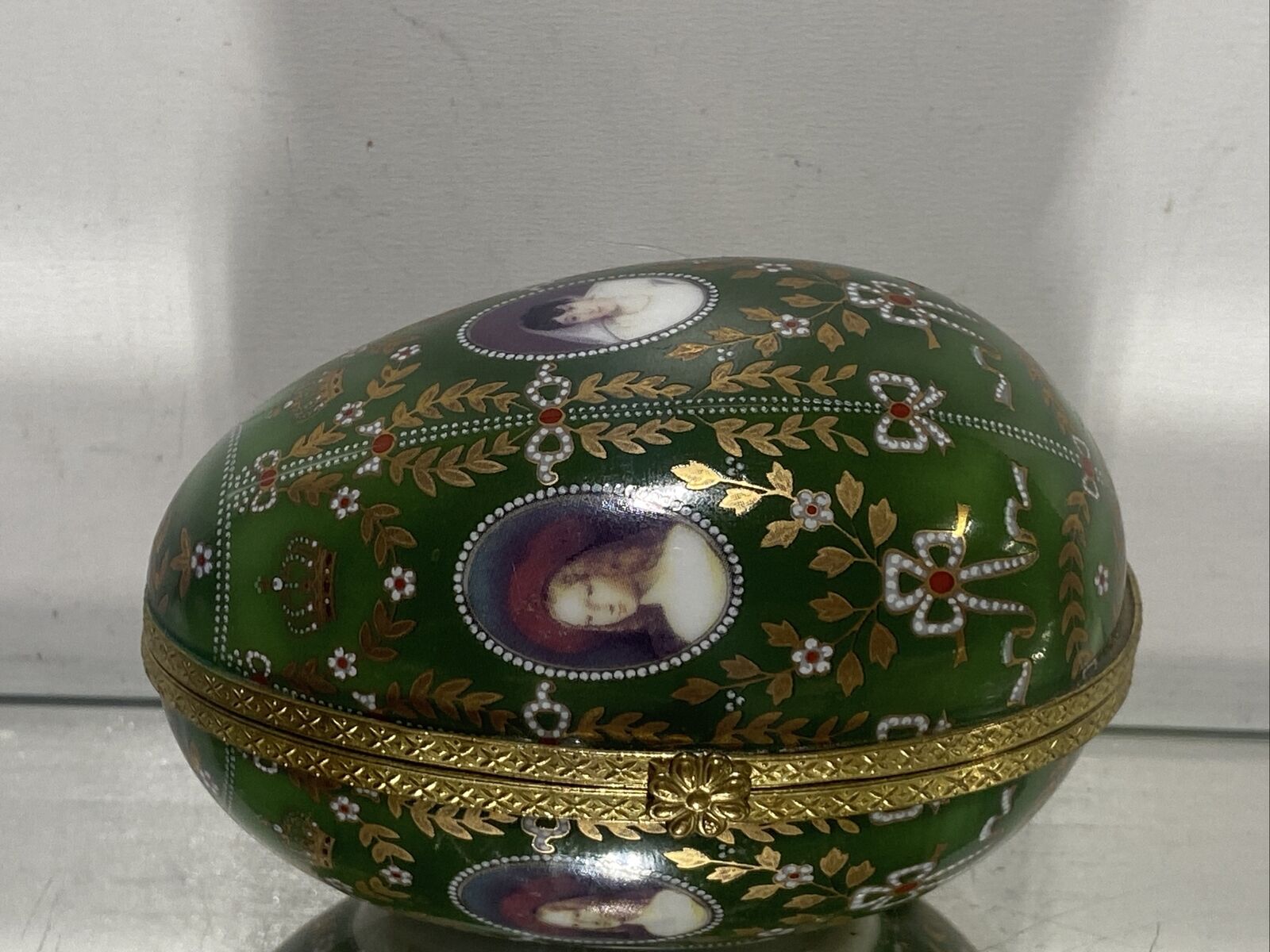 Limoges France Porcelain Trinket Box Egg Shaped Portraits Scene
