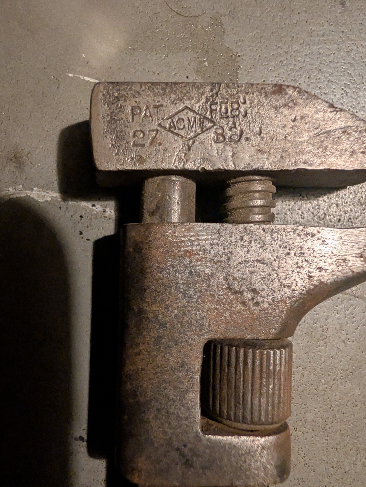 Acme Antique Adjustable Monkey Pipe Wrench Twisted Handle Small 5