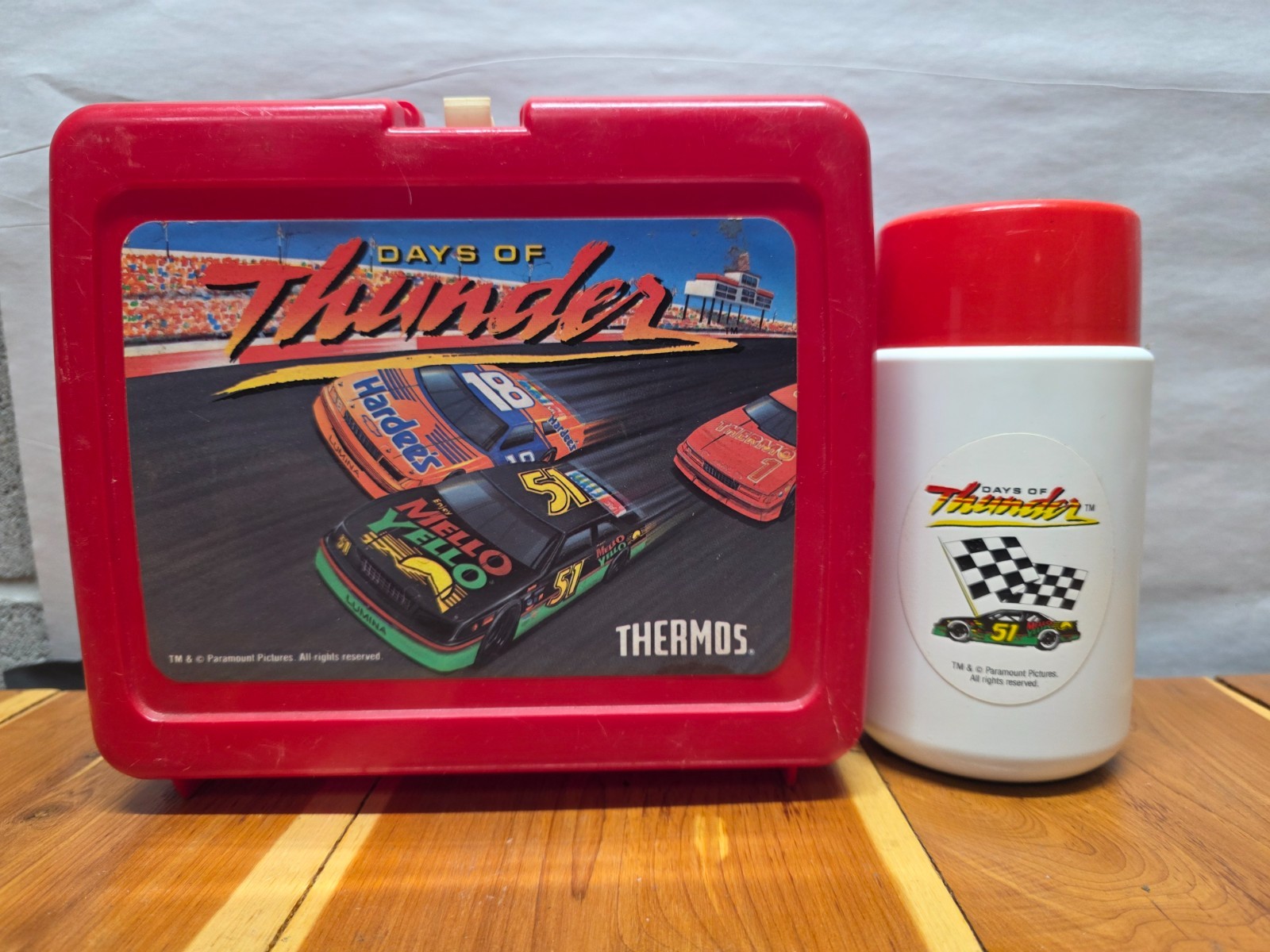 Nice Days of Thunder Paramount Pictures Plastic Lunchbox & Thermos Nascar