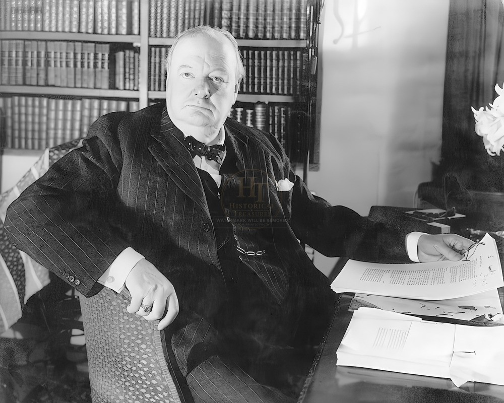 Winston Churchill British Prime Minister WWII 8x10 Glossy Photo Print HT4136771