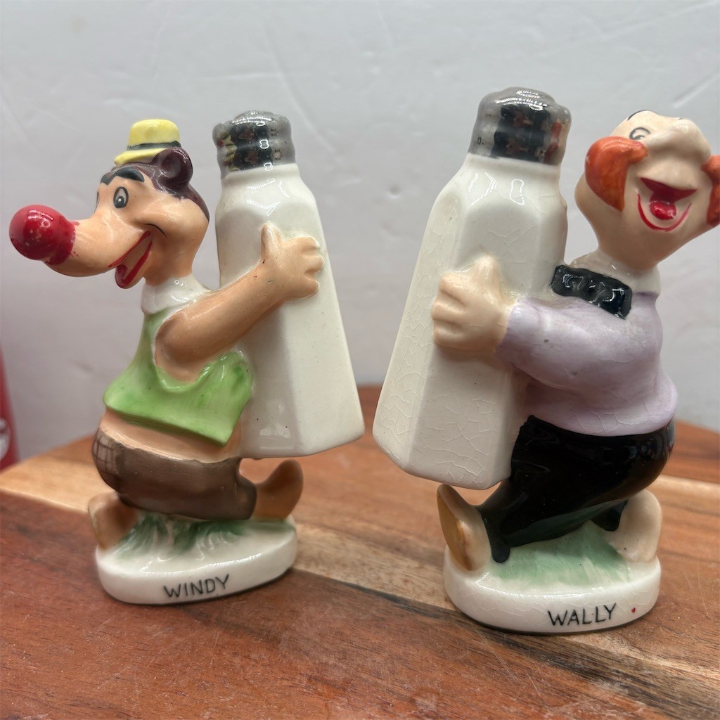 Vintage Windy & Wally Salt & Pepper Shakers Set of 2 Walter Lantz Cartoon Vintage Windy & Wally Salt & Pepper Shakers Set of 2 Walter Lantz Cartoon