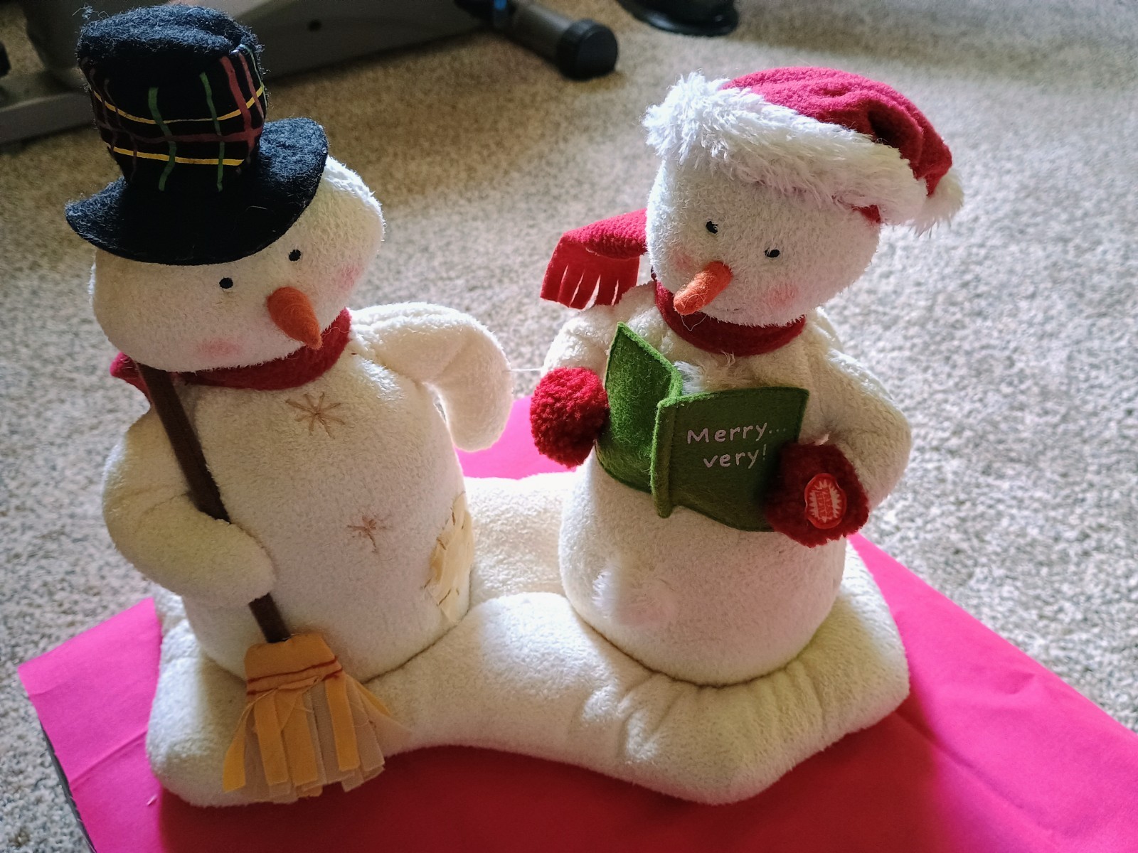 Vtg 2003 Hallmark Jingle Pals Mr & Mrs Snowman Animated Singing Caroling - Works Vtg 2003 Hallmark Jingle Pals Mr & Mrs Snowman Animated Singing Caroling - Works