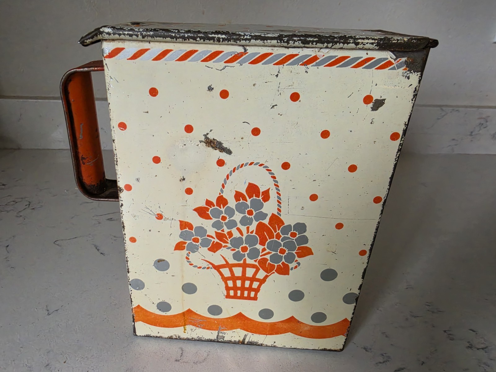 Rare Vintage 1940s Floral Laundry Soap Dispenser Tin Slide Top Lid Farmhouse