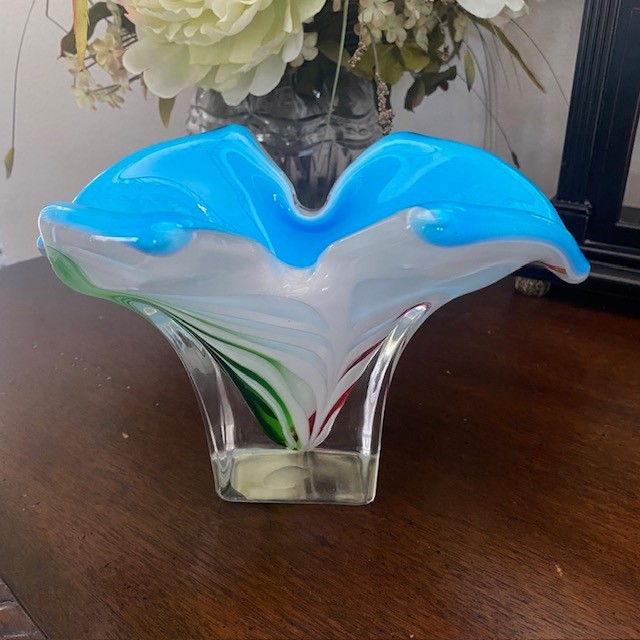 Murano vintage Sommerso Art Glass bowl 1960-1970 visible punt mark, seed bubbles