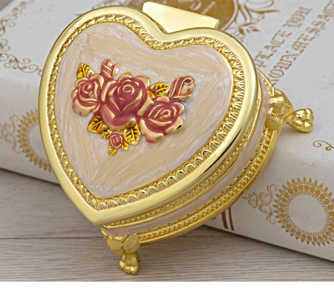 TIN ALLOY PINK ROSE WITH GOLD HEART WIND UP MUSIC BOX :  A WHOLE NEW WORLD