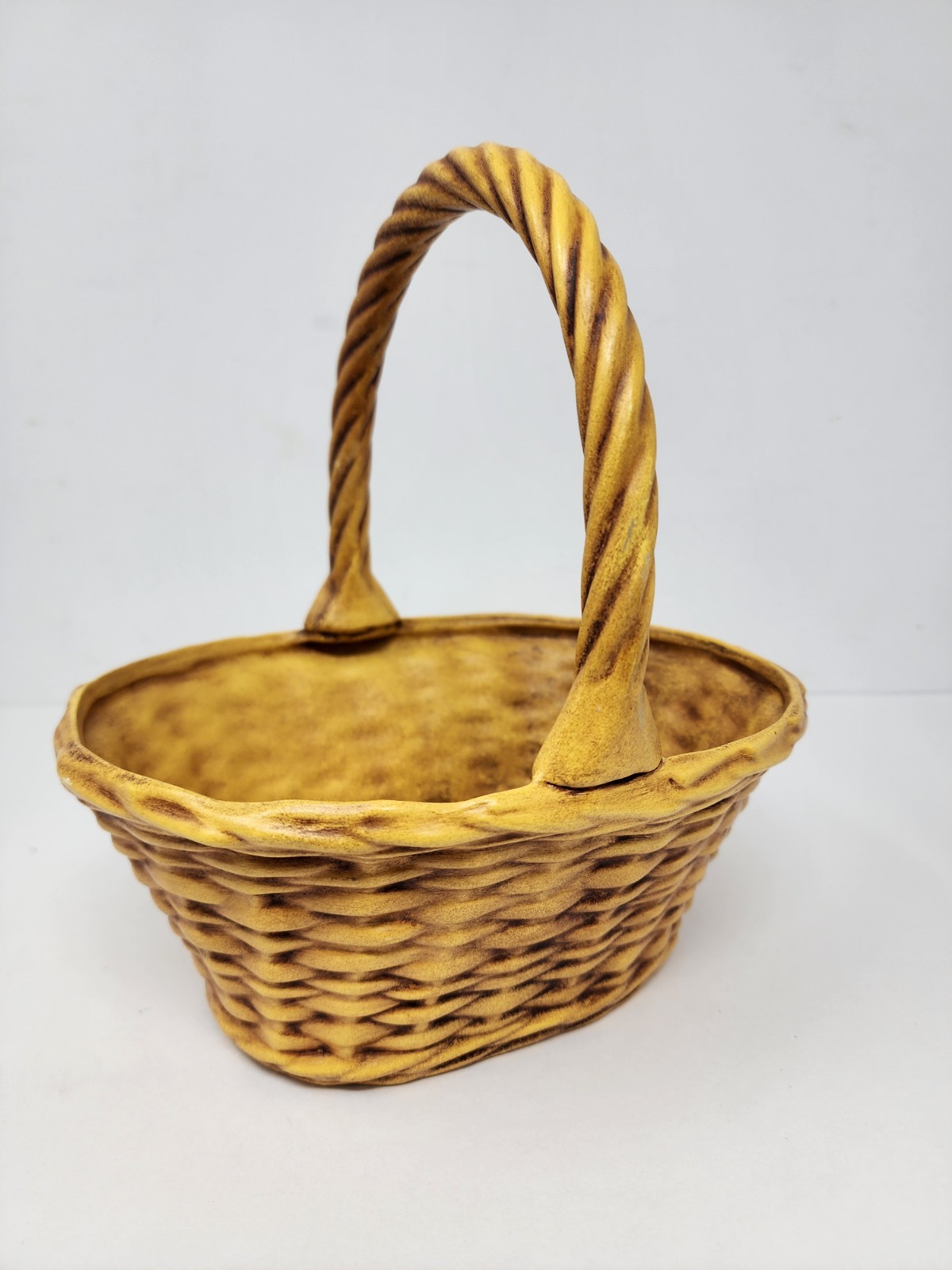 Arnels Pottery Ceramic Basket Yellow Orange Wicker Easter Bunny Holiday