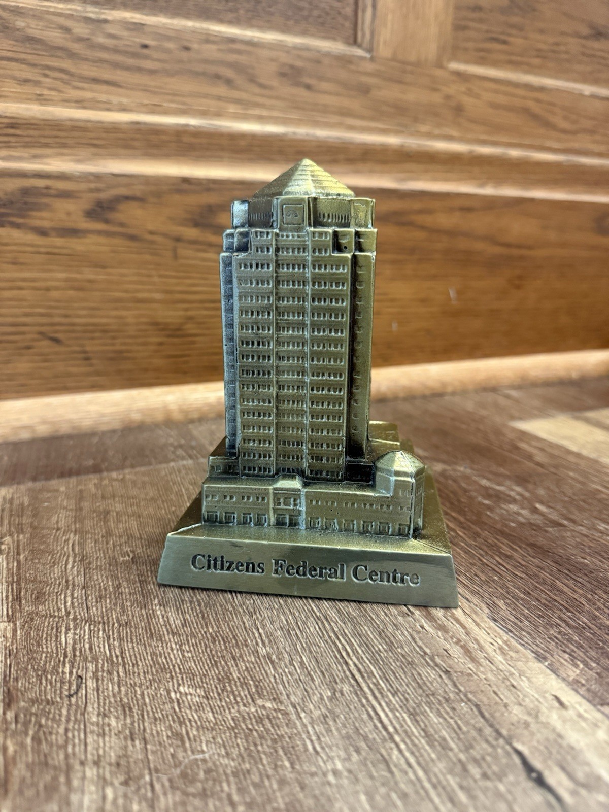 CITIZEN’S FEDERAL CENTRE Metal Bank (1989) Souvenir Building Promo Advertising