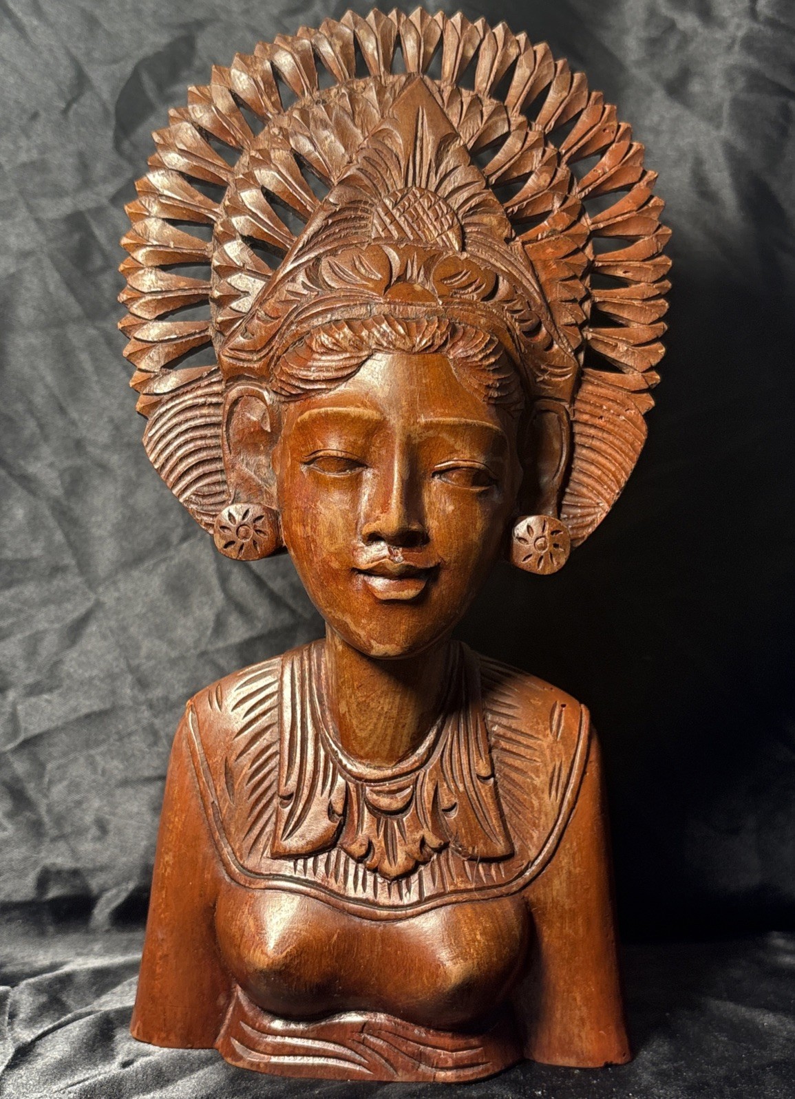 VTG Bali Klungkung Wood Heavy Carved Female Warrior Goddess Statue Bust 10in