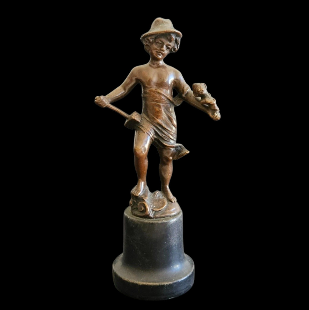 Antique  Austrian Vienna Cabinet Bronze Boy Figurine 5” signed Echte Bronze