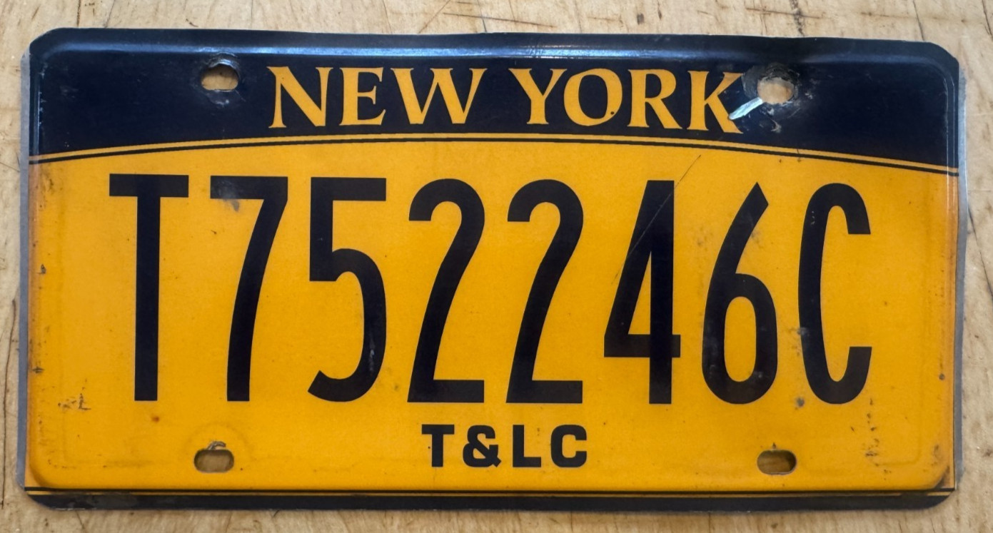 EMPIRE STATE NYC TAXI  LIMO COMMISSION   T&LC AUTO LICENSE PLATE \