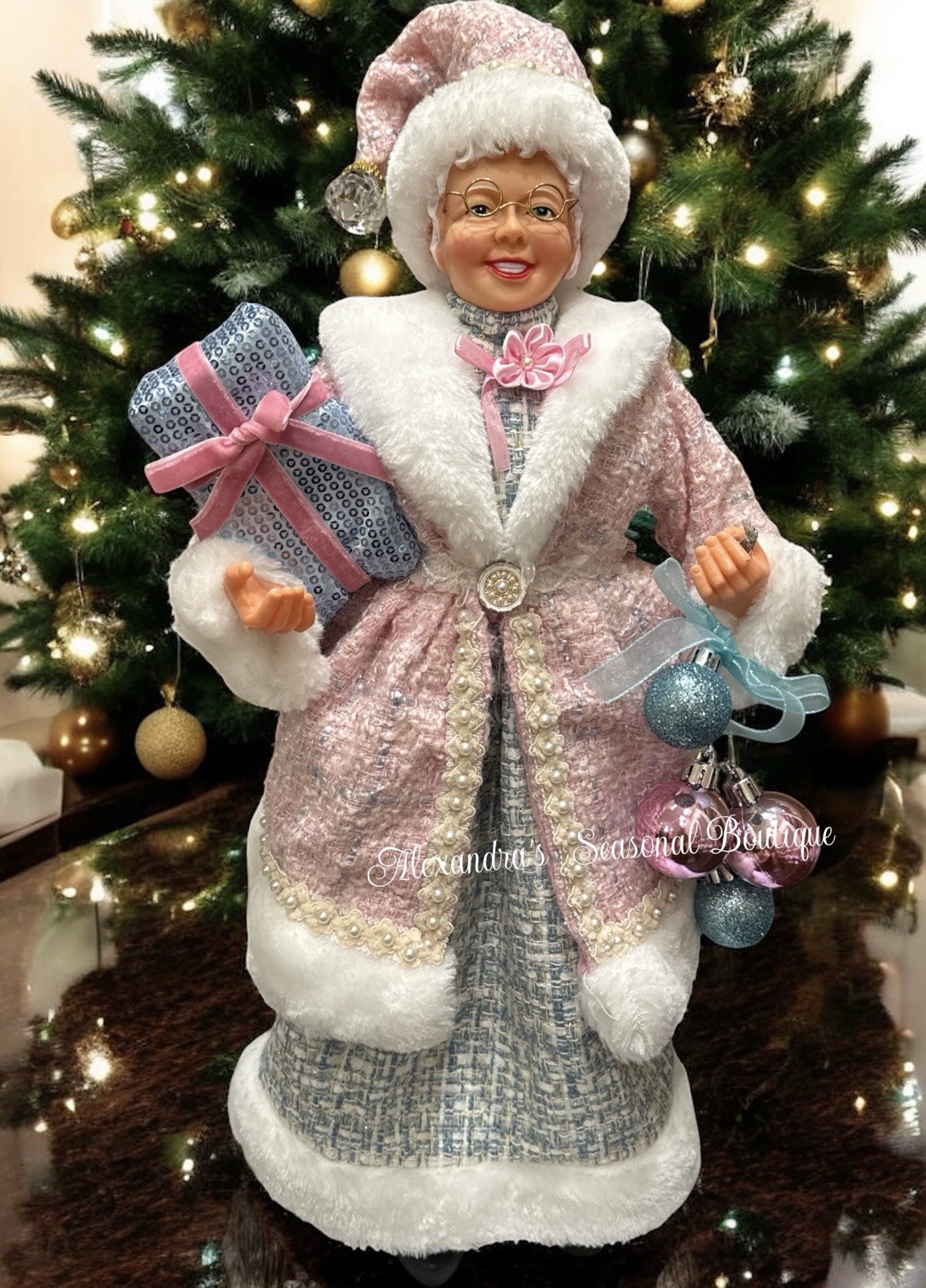 Windy Hill 18“ Mrs Santa Claus Christmas Pink Blue Tweed Dress Ornament Figurine