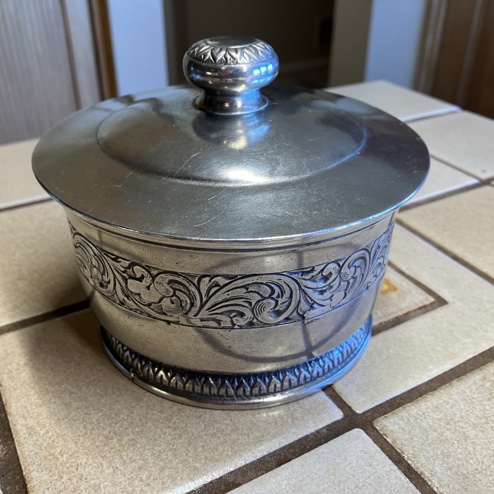LABRAZEL ARTISAN CRAFTED PEWTER BATH CANISTER SAN LORENZO COLL ITALY RETAIL $565