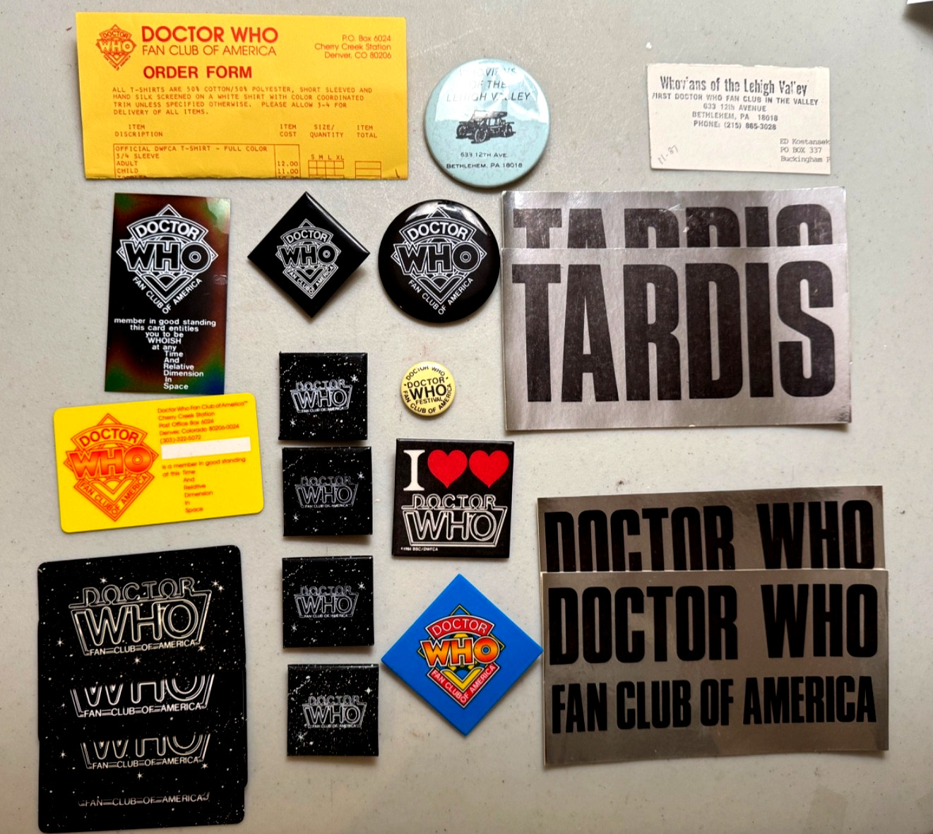 Lg Lot 80\'s Vintage DOCTOR WHO Fan Club Membership Cards,Pins,Stickers,etc New