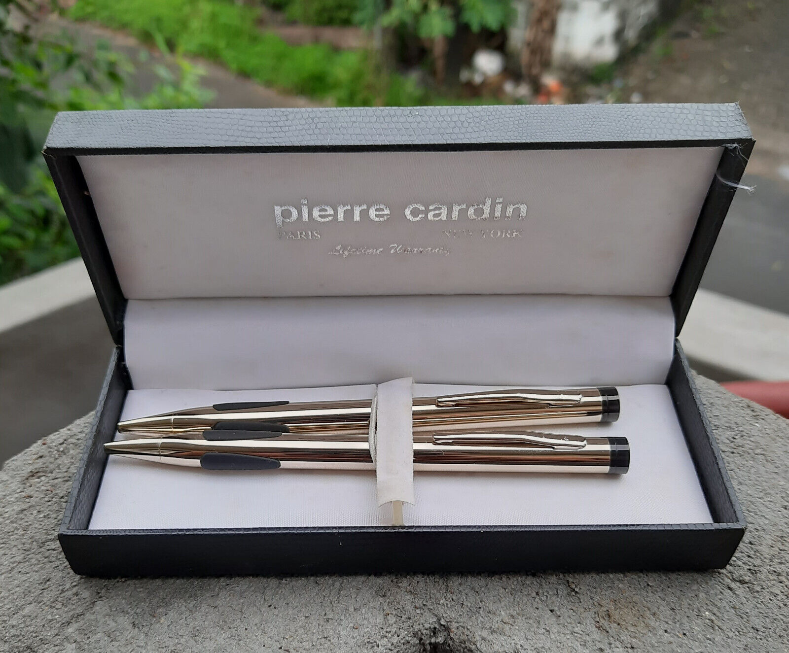 2x Vintage Pierre Cardin BALLPOINT PEN Gold Plated with Original Box (Unused)