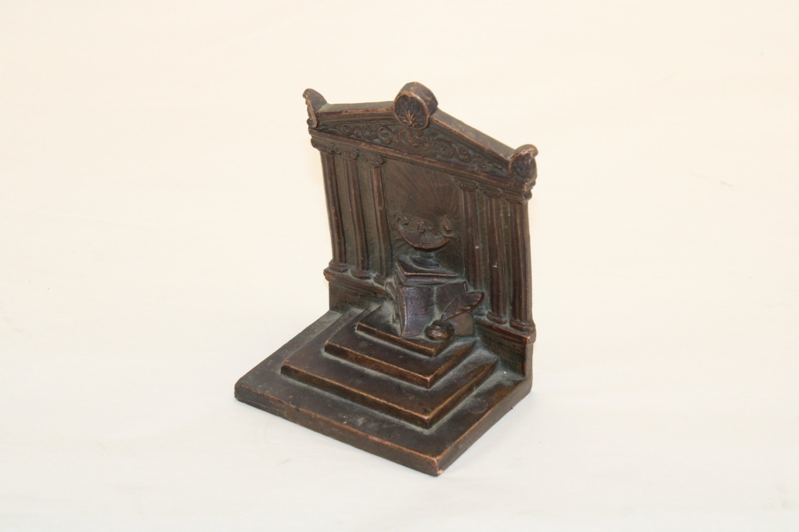 Antique Weidlich Brothers #640 Temple Of Knowledge Heavy Bronze Bookend (single) Antique Weidlich Brothers #640 Temple Of Knowledge Heavy Bronze Bookend (single)