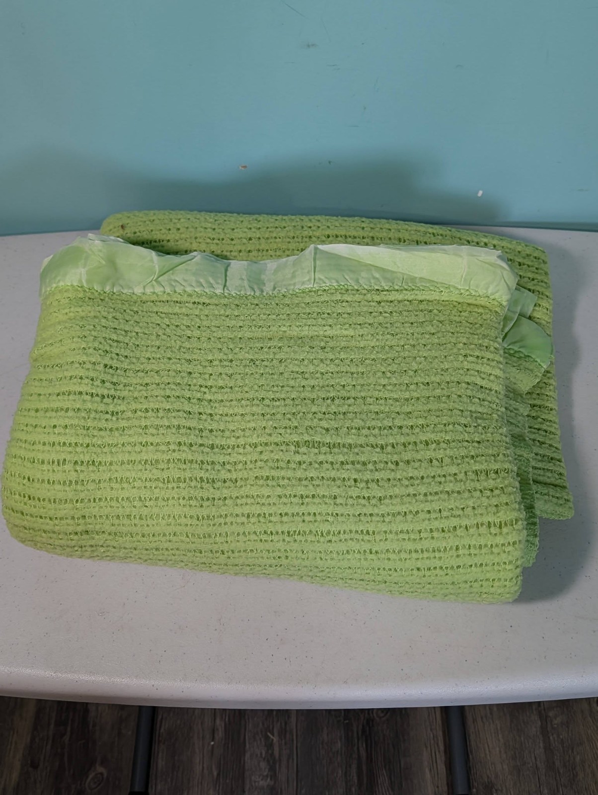 VTG Esmond By Chatham Green Thermal Waffle Weave Blanket Satin Trim 61\