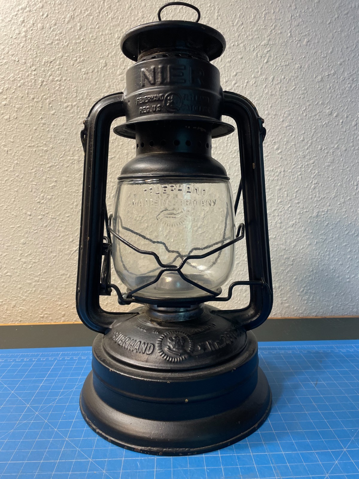 Antique German Nier No. 280 Feuerhand Fire Lantern original globe black germany