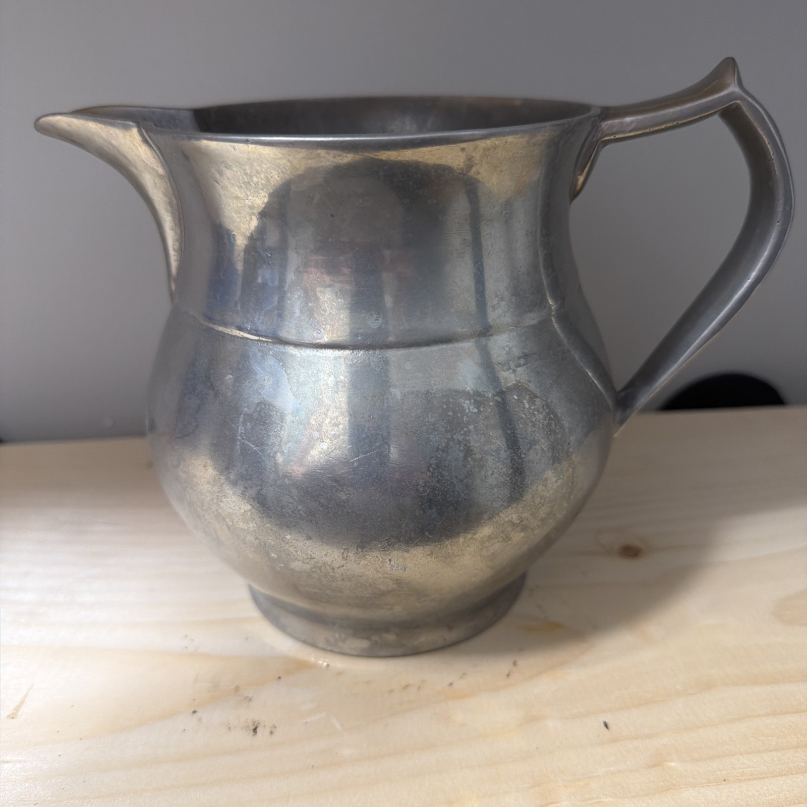 Vintage Wilton Armetale Pitcher Plough English Tavern 6\