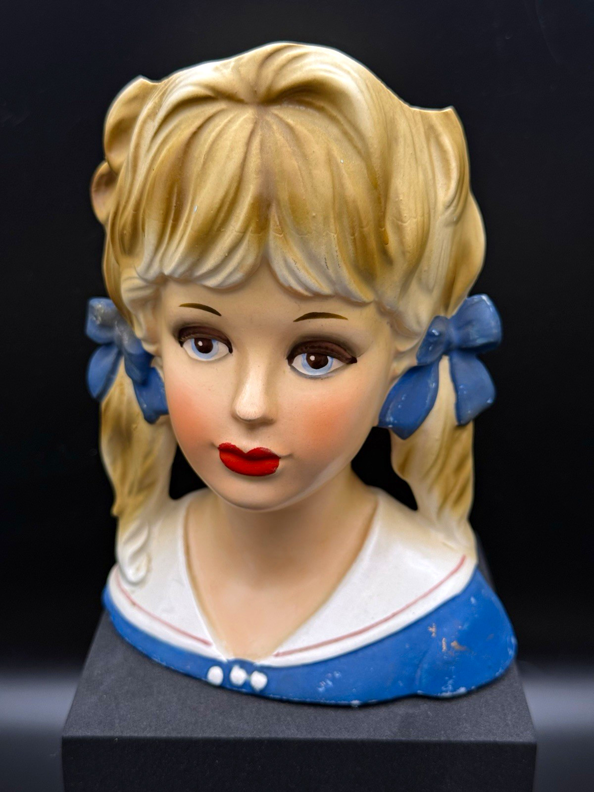 Vintage Brinn’s Inarco E3838 Blonde Teen Head Vase w/Pigtails & Blue Bows Vintage Brinn’s Inarco E3838 Blonde Teen Head Vase w/Pigtails & Blue Bows