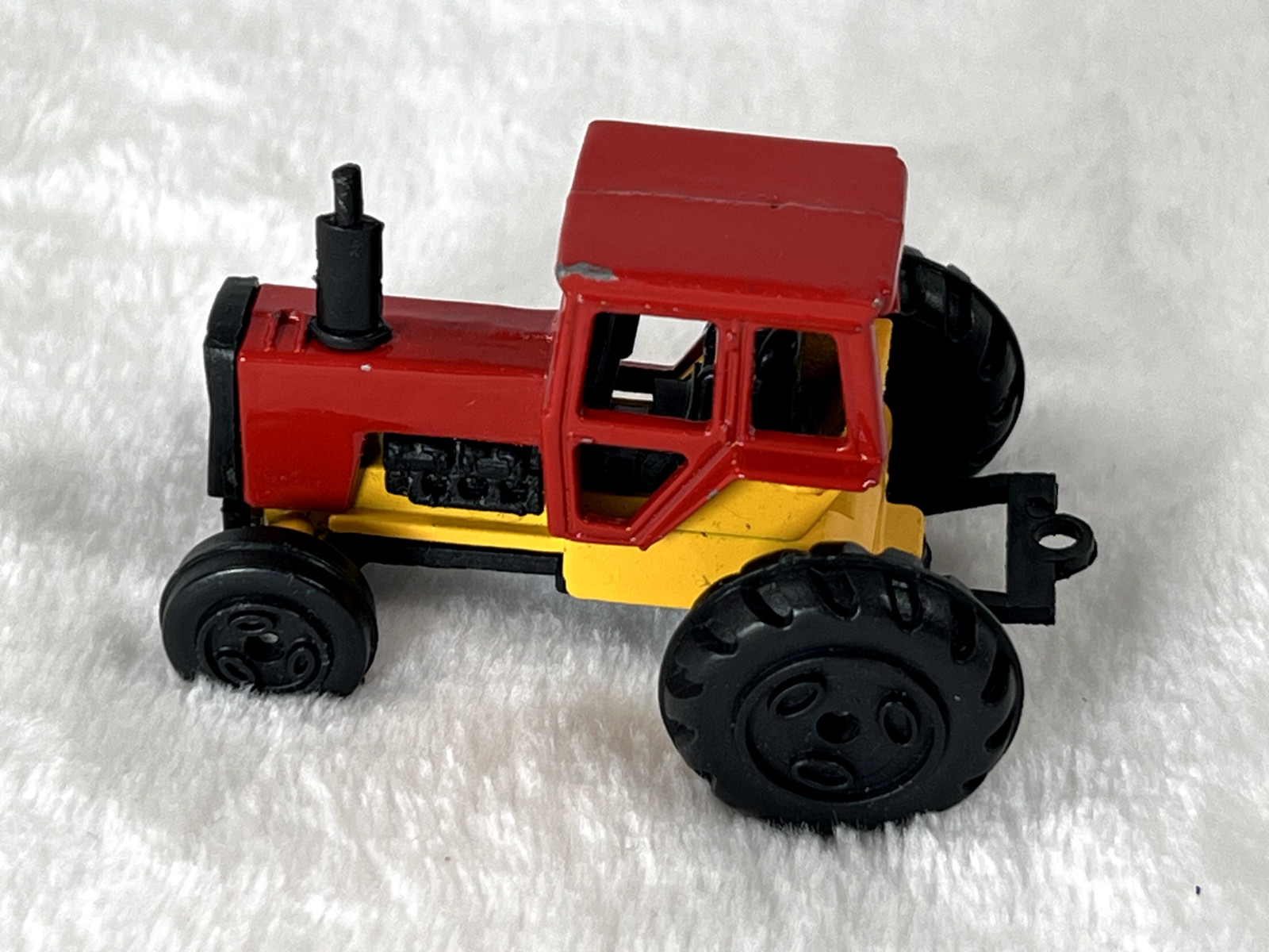 Vintage Metal F349 Farm Tractor Toy All 4 Wheels Turn Red/Yellow Vintage Metal F349 Farm Tractor Toy All 4 Wheels Turn Red/Yellow