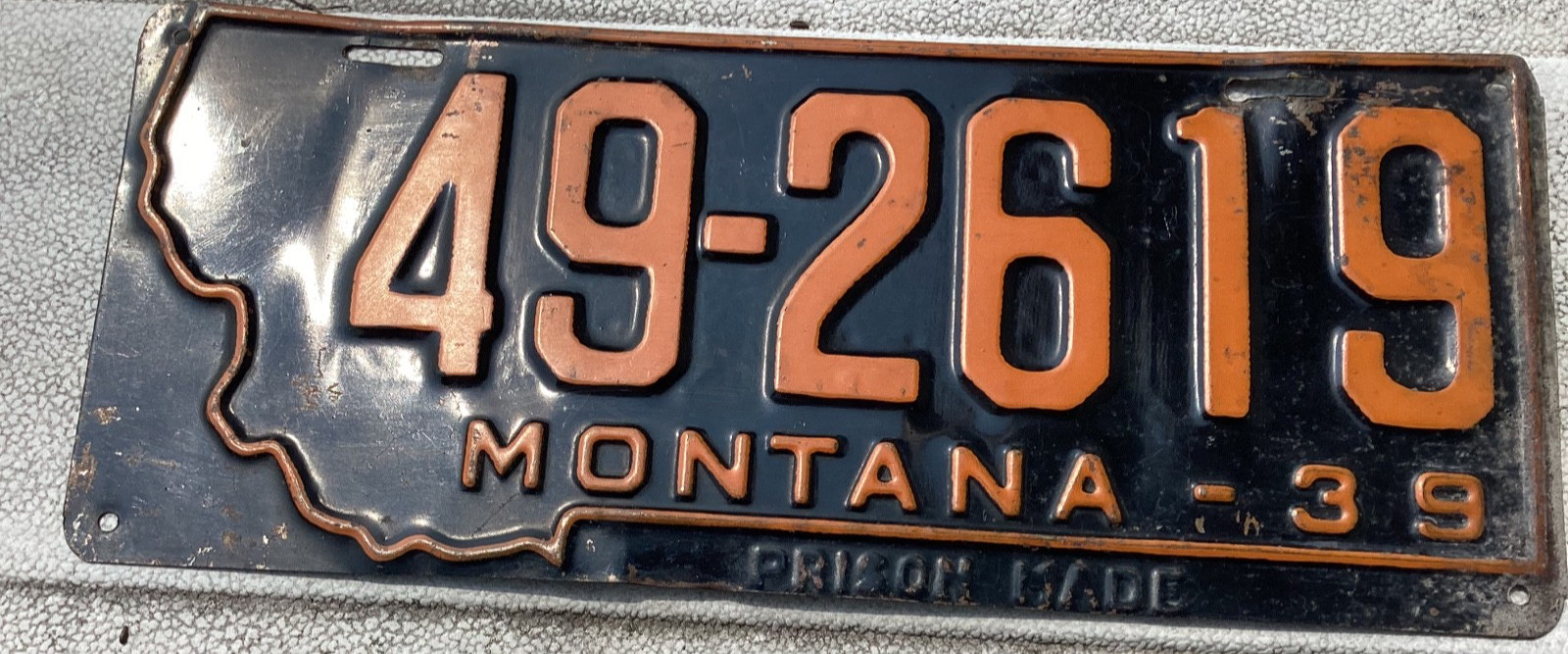 1939 MONTANA LICENSE PLATE 49-2619 PRISON MADE EMBOSSED PARK COUNTY LIVINGSTON