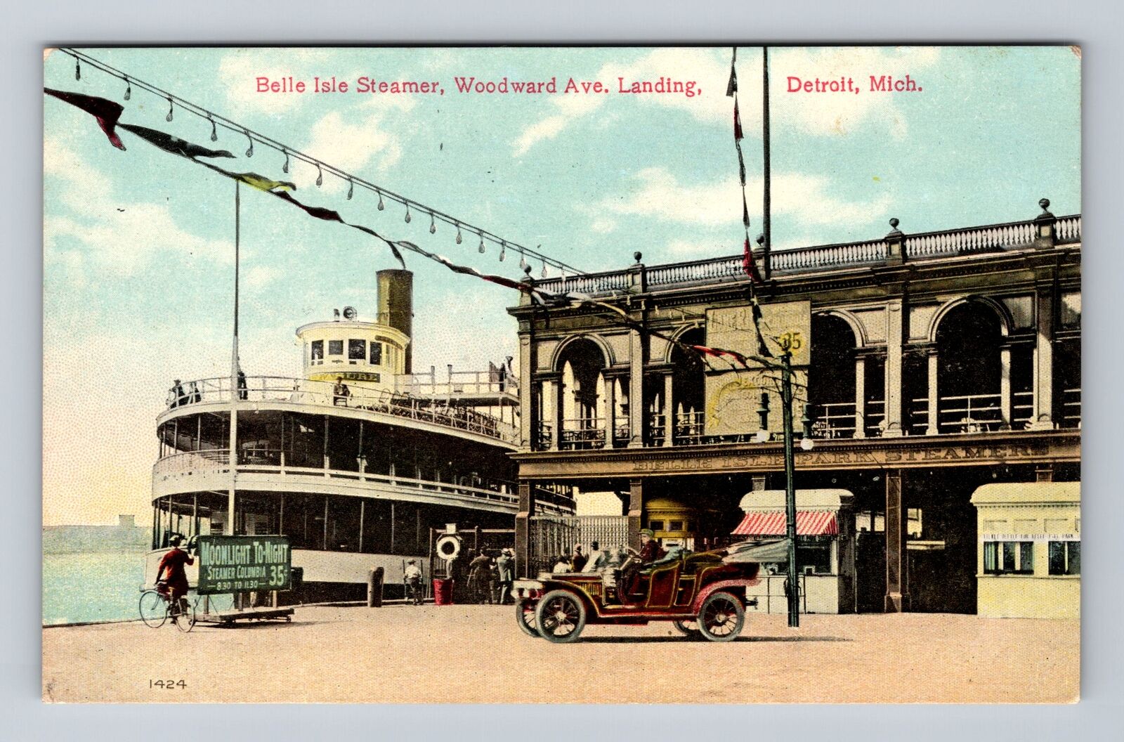 Detroit MI-Michigan, Belle Isle Steamer Woodward Ave Landing Vintage Postcard