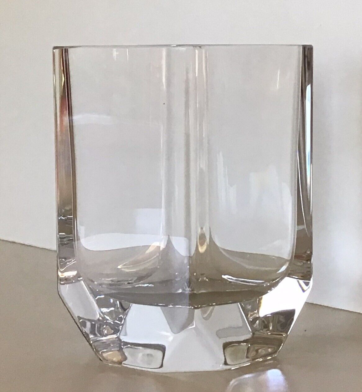 KOSTA BODA ~ Sigurd Persson Design ~ Handmade 7 1/8” Crystal Vase ~ Sweden