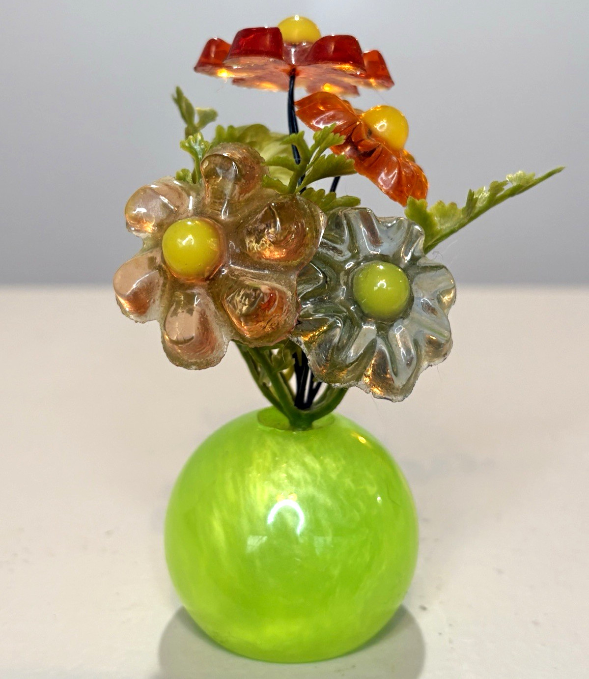 Lucite Acrylic Flower Power Floral Sculpture Green Orb Kitsch Retro 4” Vintage