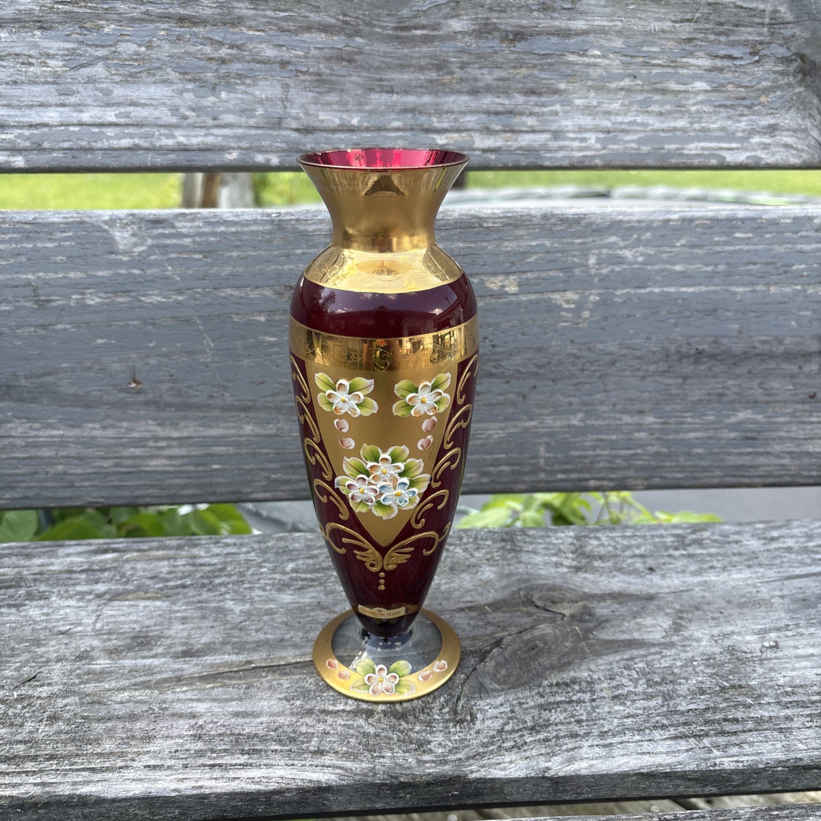 SEYEI Victorian Glass Ruby Red Gold 9.5\