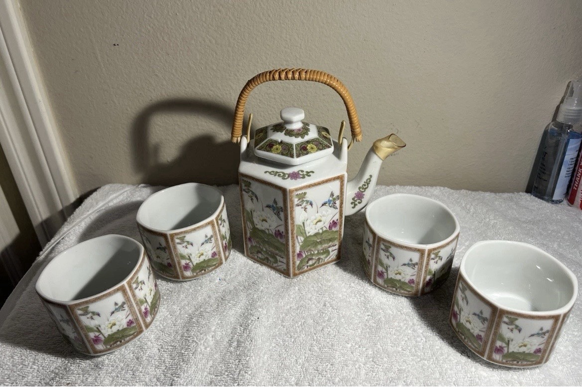 Andrea by Sadek Hummingbird Floral Teapot Set 4 Cups Japan Cane Handle 