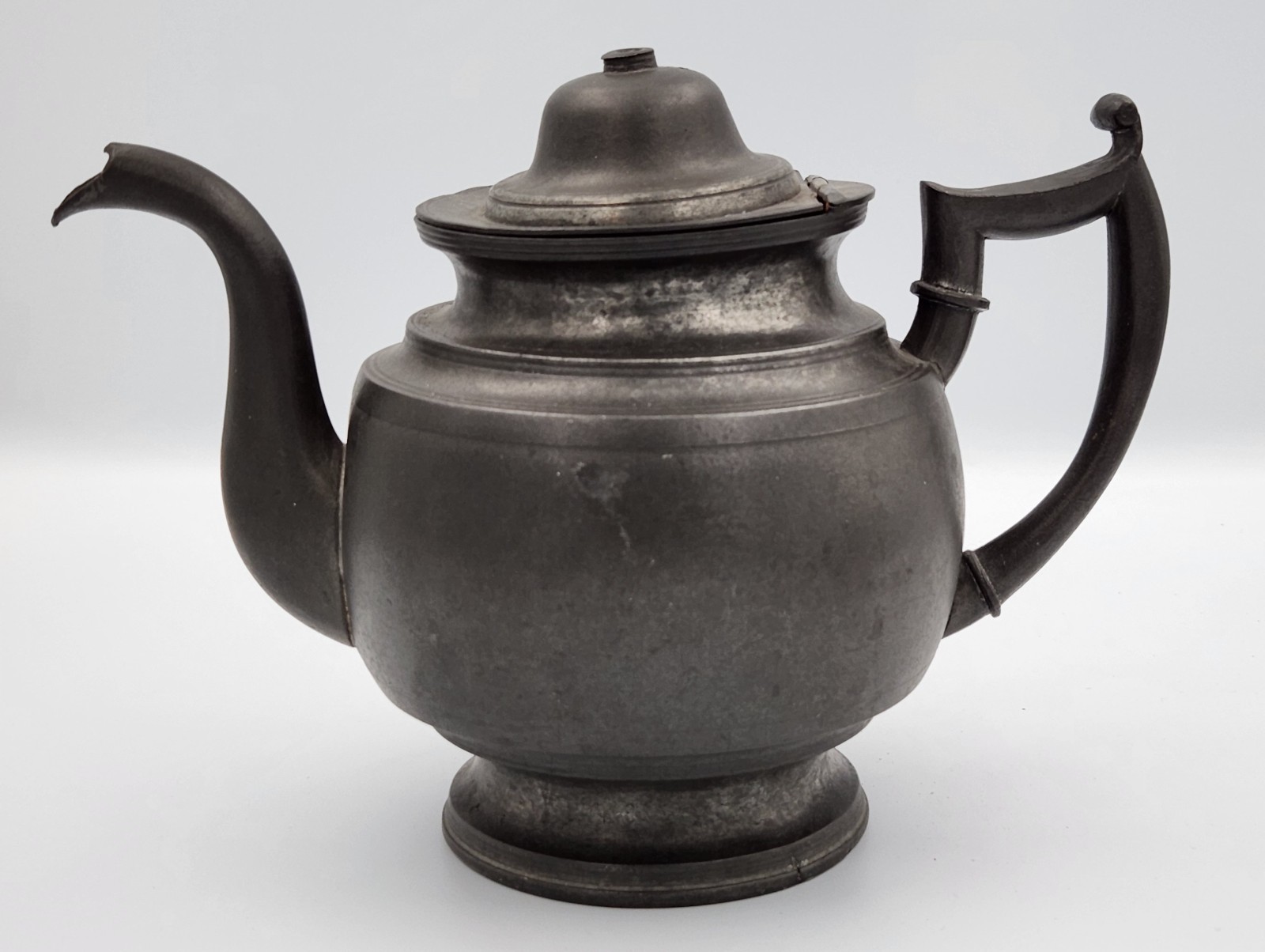 Antique Hiram Yale Wallingford CT Pewter Teapot Early American Metalware 1820s