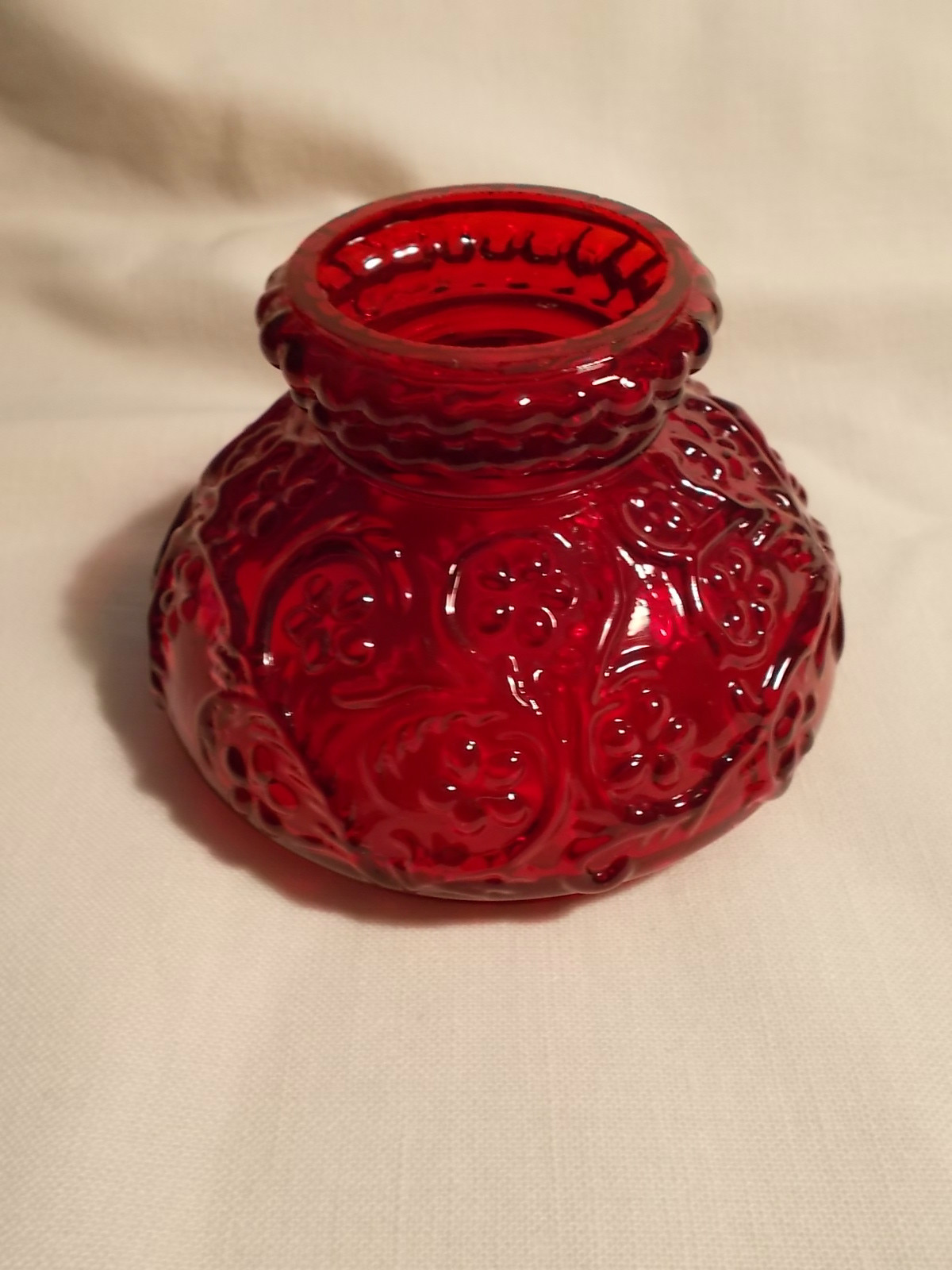 Miniature Ruby Red Glass Floral Embossed pattern Miniature Oil Lamp Shade 4\