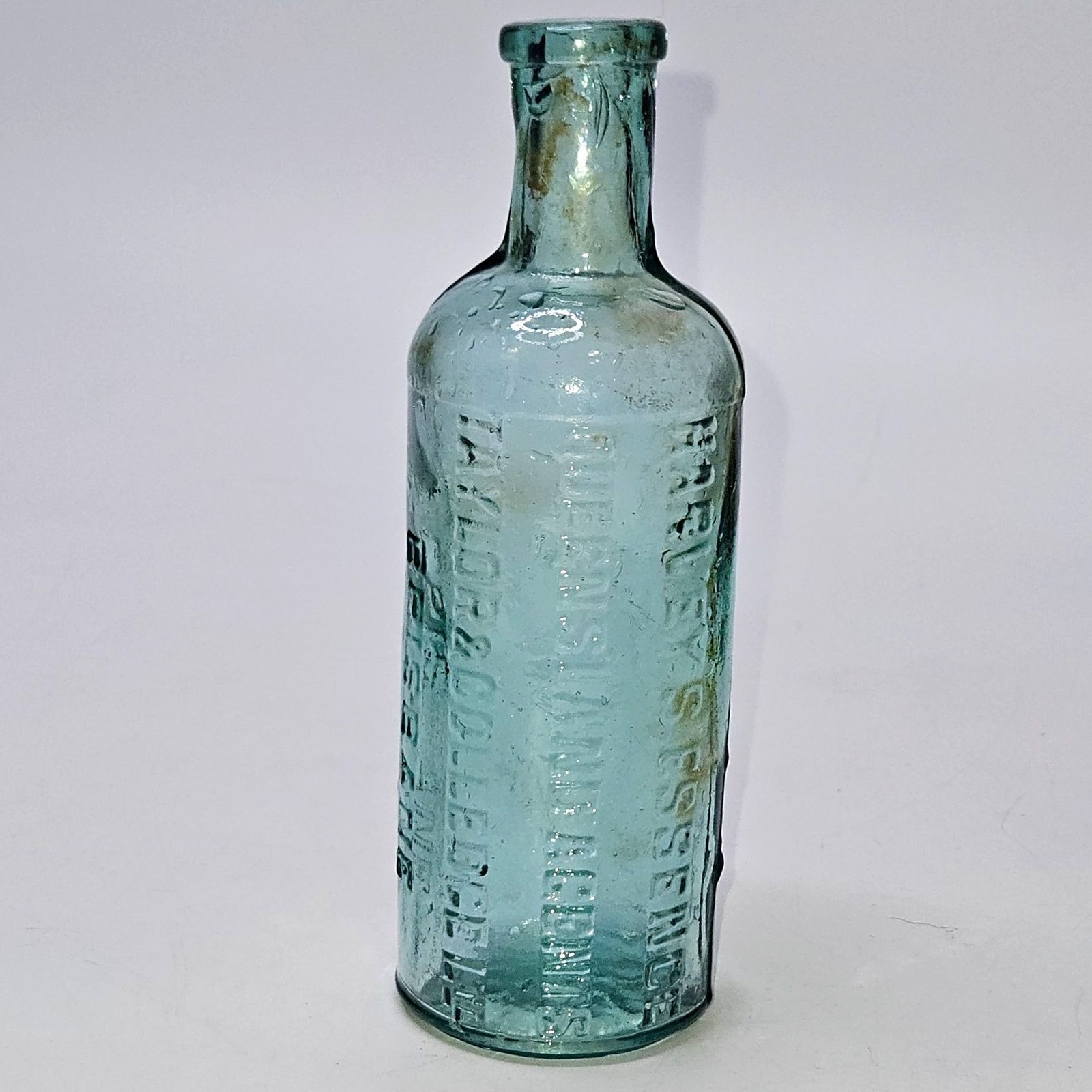 Antique Aqua Glass Bottle Harveys Essence Queensland Embossed Brisbane RARE