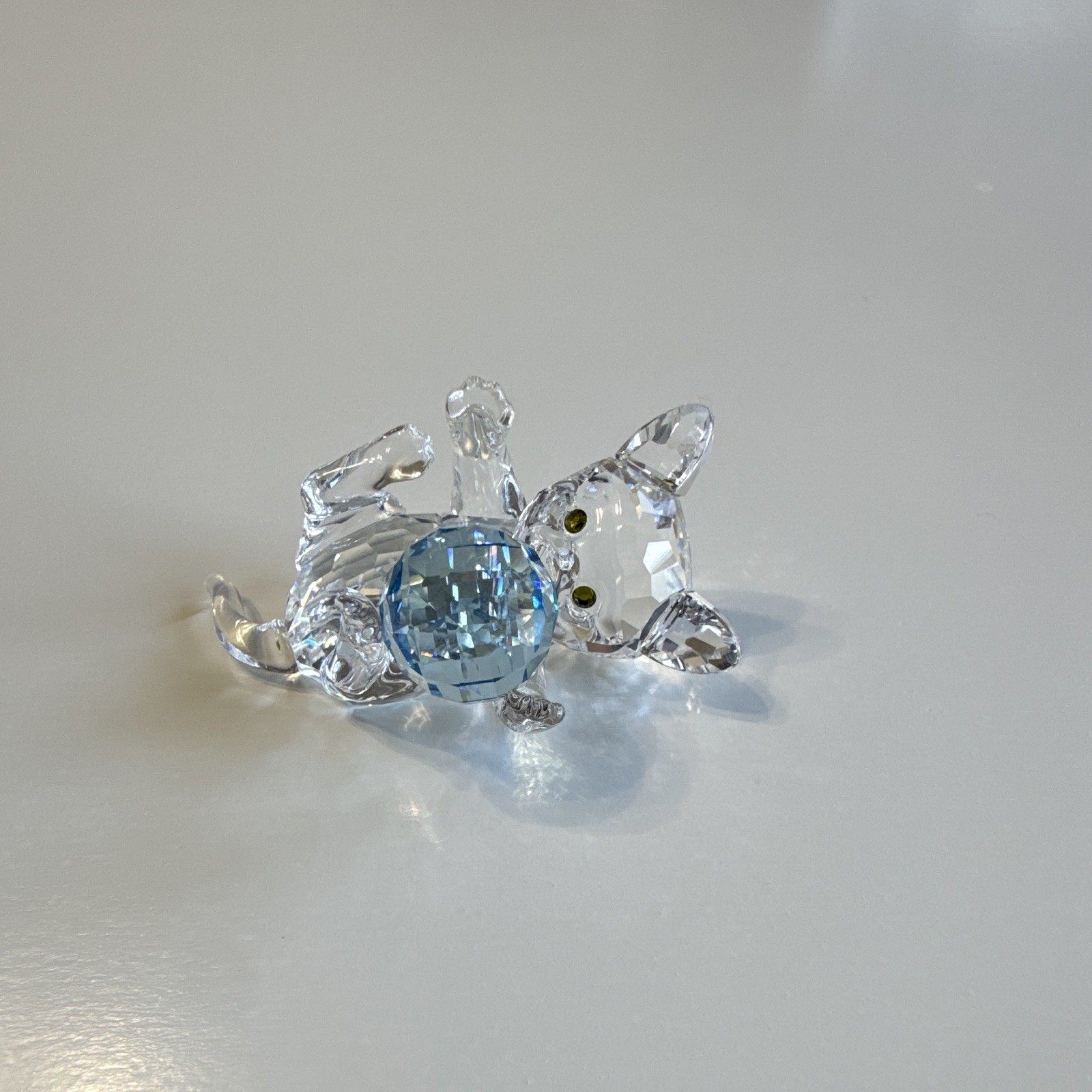 Swarovski Silver Crystal Kitten Lying with Blue Ball 631857 Retired