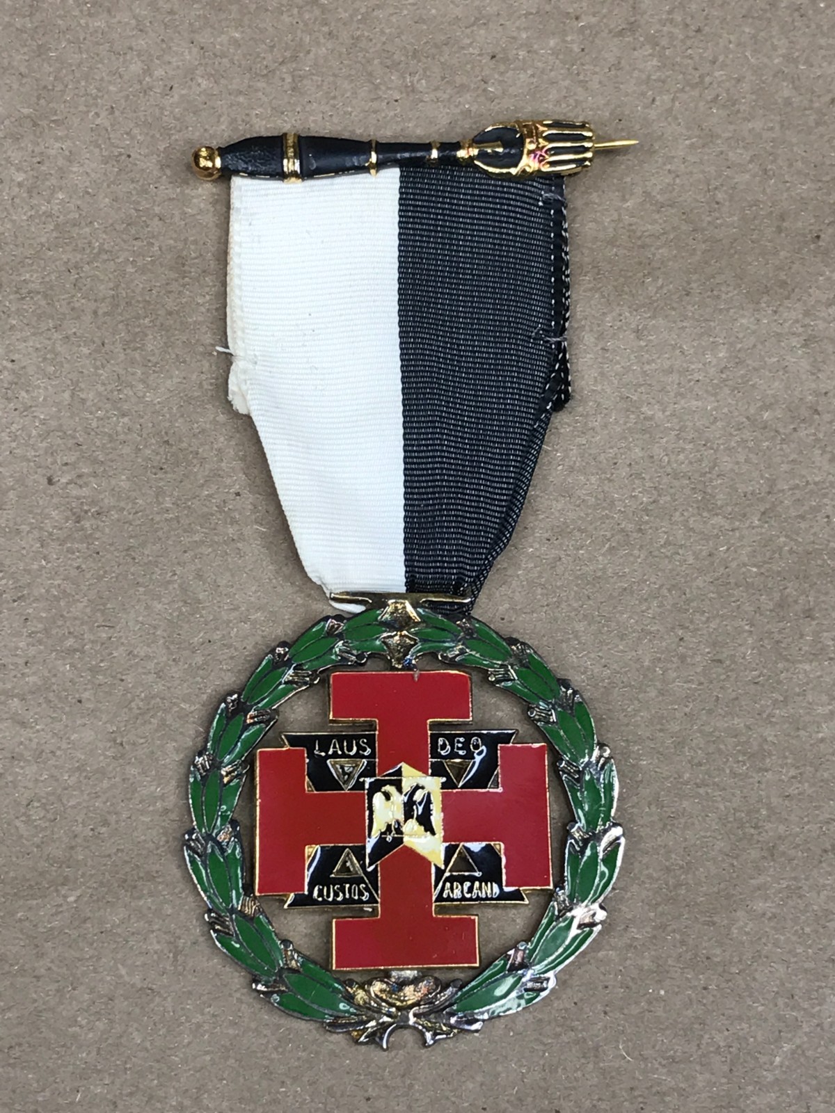 Masonic Scottish Rite Past Commander In Chief Medal Jewel Laus Deo Custos Arcani