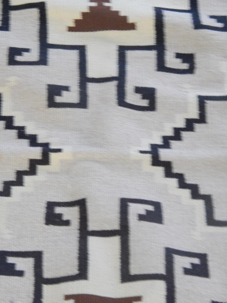 XFINE TAPESTRY GRADE VINTAGE NAVAJO INDIAN TOADLENA AREA TWO GREY HILLS RUG XLNT