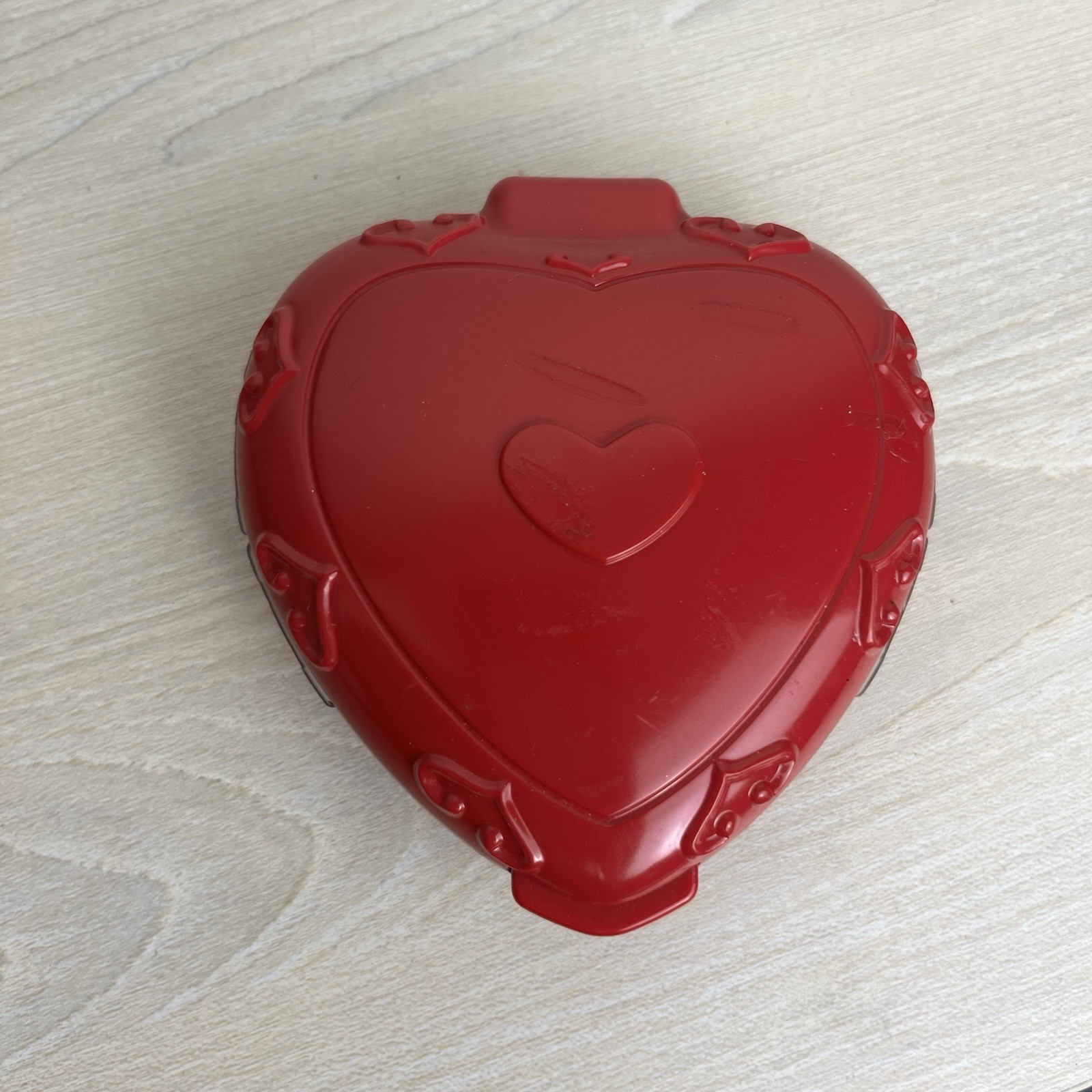 Vintage Avon Heart Shaped Pill Box with Compact Mirror Red Weekly