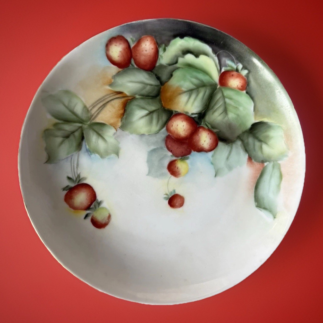 Antique JHR Hutschenreuther Bavaria Collector Plate Hand Painted Strawberries Antique JHR Hutschenreuther Bavaria Collector Plate Hand Painted Strawberries