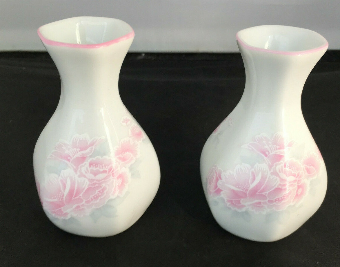 Pair of Vintage Leart Mini Vase made In Brazil Pair of Vintage Leart Mini Vase made In Brazil