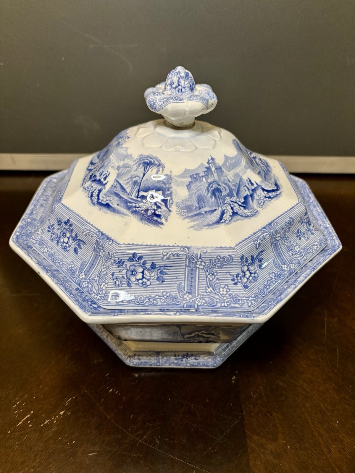 J Heath Ontario Scenic Blue & White Octagonal Ceramic Tureen w/ Lid Handles J Heath Ontario Scenic Blue & White Octagonal Ceramic Tureen w/ Lid Handles