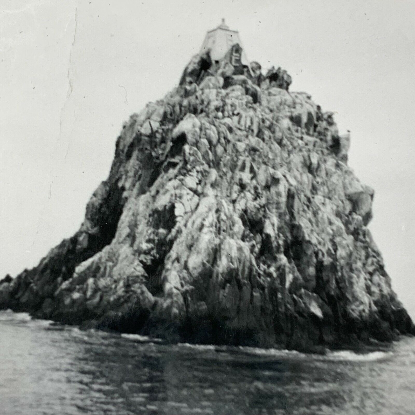 (AmJ) FOUND Photo Photograph Vintage 1958 Bird Rock Catalina California 