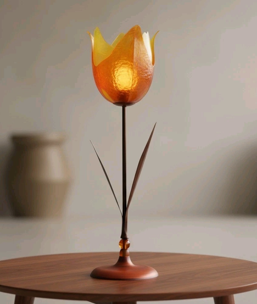 Tulip Table Lamp MCM Lucite Amber Flower Mid Century Modern Retro Vintage