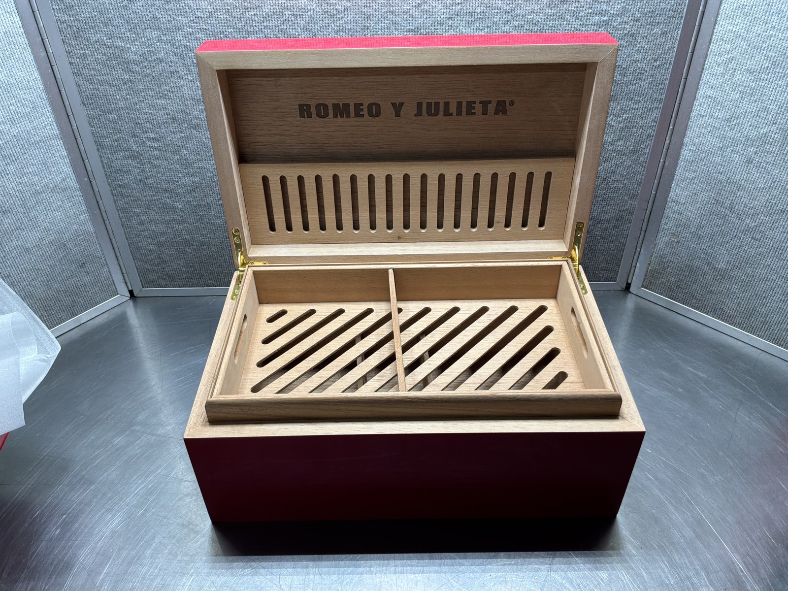 Romeo y Juliet’s Humidor New